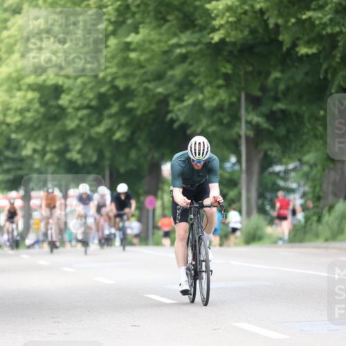 15.06.2025 - 7 Türme Triathlon Yannick Fuchs http://msf.ph/oto/8053600 15.06.2025 13:44:00 Radfahren  meine-sportfotos.de