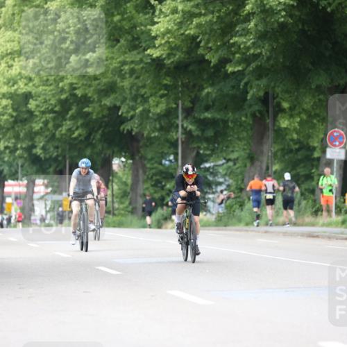 15.06.2025 - 7 Türme Triathlon Yannick Fuchs http://msf.ph/oto/8053626 15.06.2025 13:44:31 Radfahren  meine-sportfotos.de