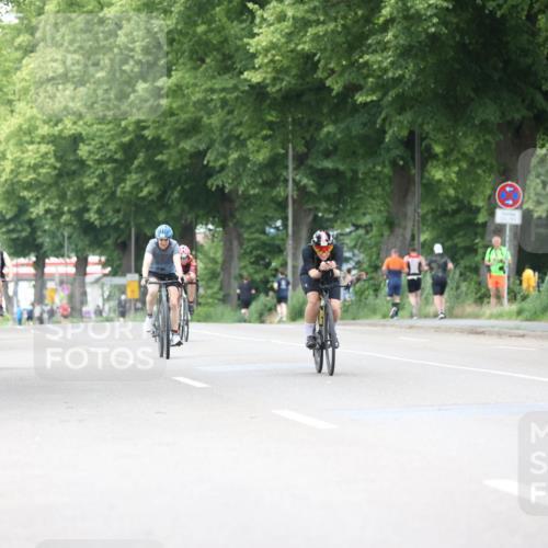 15.06.2025 - 7 Türme Triathlon Yannick Fuchs http://msf.ph/oto/8053627 15.06.2025 13:44:31 Radfahren  meine-sportfotos.de