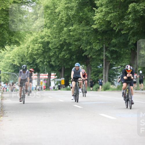 15.06.2025 - 7 Türme Triathlon Yannick Fuchs http://msf.ph/oto/8053628 15.06.2025 13:44:31 Radfahren  meine-sportfotos.de