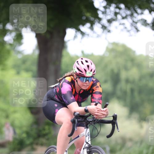 15.06.2025 - 7 Türme Triathlon Yannick Fuchs http://msf.ph/oto/8053636 15.06.2025 13:44:35 Radfahren  meine-sportfotos.de
