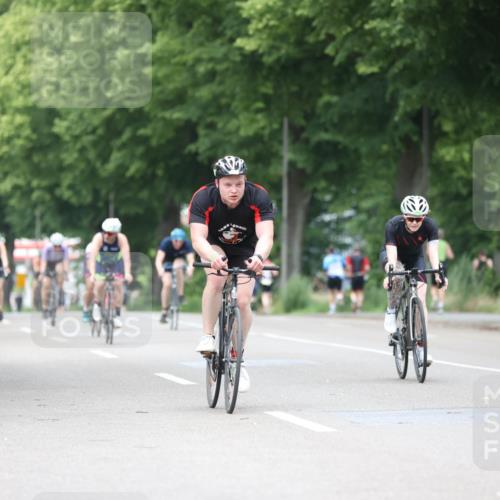 15.06.2025 - 7 Türme Triathlon Yannick Fuchs http://msf.ph/oto/8053656 15.06.2025 13:44:44 Radfahren  meine-sportfotos.de