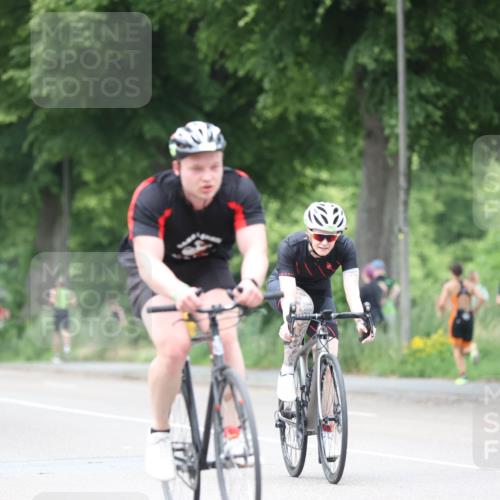 15.06.2025 - 7 Türme Triathlon Yannick Fuchs http://msf.ph/oto/8053658 15.06.2025 13:44:45 Radfahren  meine-sportfotos.de