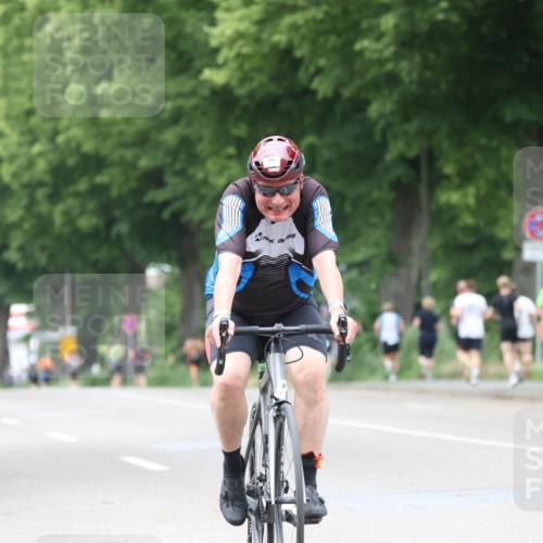 15.06.2025 - 7 Türme Triathlon Yannick Fuchs http://msf.ph/oto/8053691 15.06.2025 13:45:05 Radfahren  meine-sportfotos.de