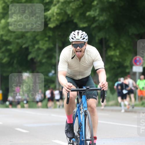 15.06.2025 - 7 Türme Triathlon Yannick Fuchs http://msf.ph/oto/8053699 15.06.2025 13:45:17 Radfahren  meine-sportfotos.de