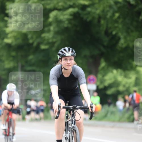15.06.2025 - 7 Türme Triathlon Yannick Fuchs http://msf.ph/oto/8053706 15.06.2025 13:45:24 Radfahren  meine-sportfotos.de