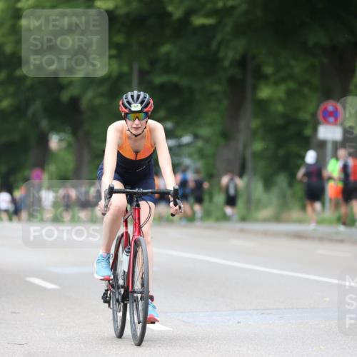 15.06.2025 - 7 Türme Triathlon Yannick Fuchs http://msf.ph/oto/8053714 15.06.2025 13:45:30 Radfahren  meine-sportfotos.de