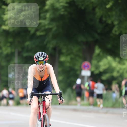 15.06.2025 - 7 Türme Triathlon Yannick Fuchs http://msf.ph/oto/8053716 15.06.2025 13:45:30 Radfahren 18 meine-sportfotos.de