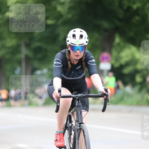15.06.2025 - 7 Türme Triathlon Yannick Fuchs http://msf.ph/oto/8053724 15.06.2025 13:45:35 Radfahren 122 meine-sportfotos.de