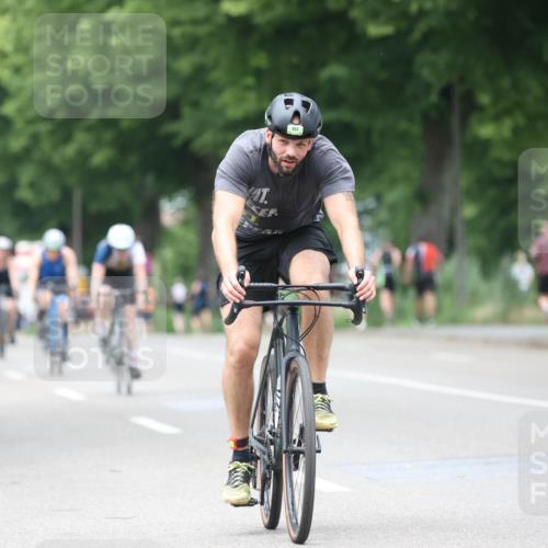 15.06.2025 - 7 Türme Triathlon Yannick Fuchs http://msf.ph/oto/8053731 15.06.2025 13:45:41 Radfahren 922 meine-sportfotos.de