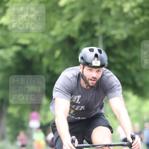 15.06.2025 - 7 Türme Triathlon Yannick Fuchs http://msf.ph/oto/8053734 15.06.2025 13:45:42 Radfahren 922 meine-sportfotos.de