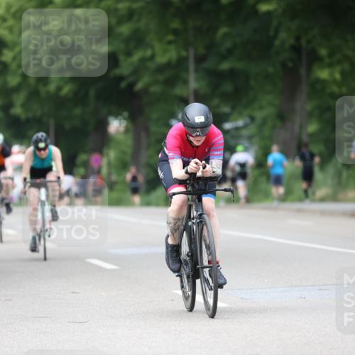 15.06.2025 - 7 Türme Triathlon Yannick Fuchs http://msf.ph/oto/8053764 15.06.2025 13:46:11 Radfahren  meine-sportfotos.de