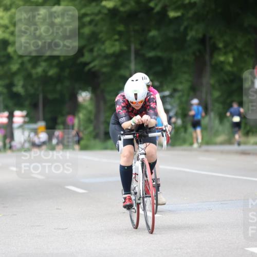 15.06.2025 - 7 Türme Triathlon Yannick Fuchs http://msf.ph/oto/8053773 15.06.2025 13:46:15 Radfahren 121 meine-sportfotos.de