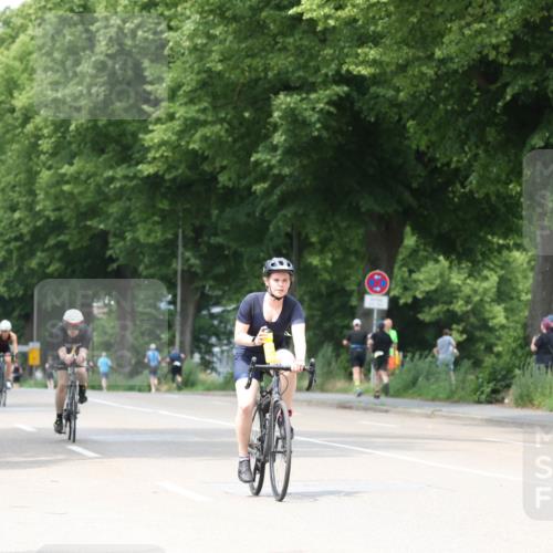15.06.2025 - 7 Türme Triathlon Yannick Fuchs http://msf.ph/oto/8053799 15.06.2025 13:46:28 Radfahren  meine-sportfotos.de