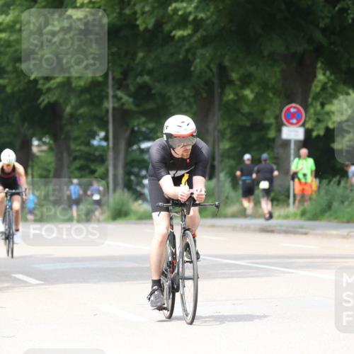 15.06.2025 - 7 Türme Triathlon Yannick Fuchs http://msf.ph/oto/8053804 15.06.2025 13:46:29 Radfahren  meine-sportfotos.de