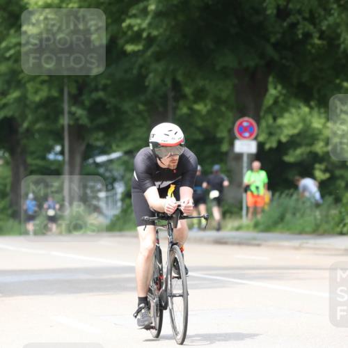 15.06.2025 - 7 Türme Triathlon Yannick Fuchs http://msf.ph/oto/8053805 15.06.2025 13:46:30 Radfahren  meine-sportfotos.de
