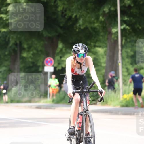 15.06.2025 - 7 Türme Triathlon Yannick Fuchs http://msf.ph/oto/8053819 15.06.2025 13:46:35 Radfahren  meine-sportfotos.de