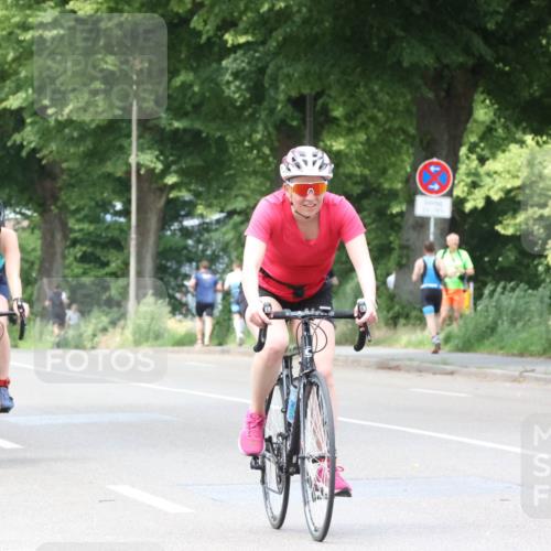 15.06.2025 - 7 Türme Triathlon Yannick Fuchs http://msf.ph/oto/8053854 15.06.2025 13:46:54 Radfahren  meine-sportfotos.de