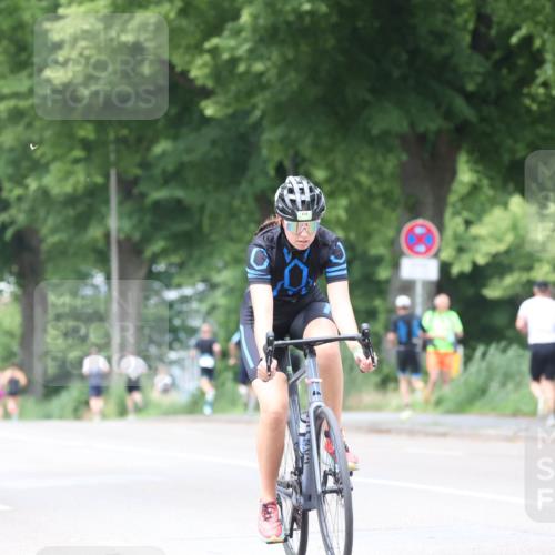 15.06.2025 - 7 Türme Triathlon Yannick Fuchs http://msf.ph/oto/8053882 15.06.2025 13:47:21 Radfahren  meine-sportfotos.de