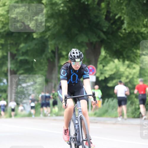 15.06.2025 - 7 Türme Triathlon Yannick Fuchs http://msf.ph/oto/8053883 15.06.2025 13:47:22 Radfahren  meine-sportfotos.de