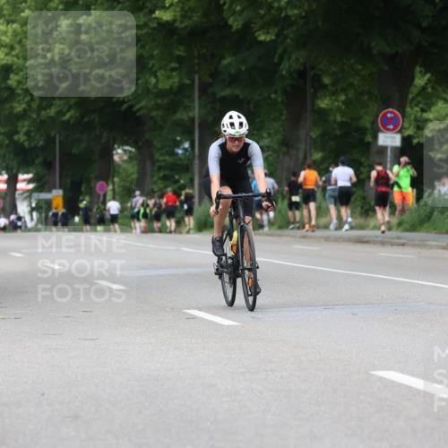 15.06.2025 - 7 Türme Triathlon Yannick Fuchs http://msf.ph/oto/8053924 15.06.2025 13:47:46 Radfahren  meine-sportfotos.de