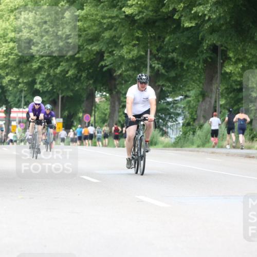 15.06.2025 - 7 Türme Triathlon Yannick Fuchs http://msf.ph/oto/8053961 15.06.2025 13:48:05 Radfahren  meine-sportfotos.de