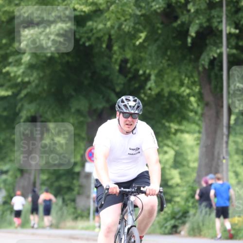 15.06.2025 - 7 Türme Triathlon Yannick Fuchs http://msf.ph/oto/8053965 15.06.2025 13:48:07 Radfahren  meine-sportfotos.de