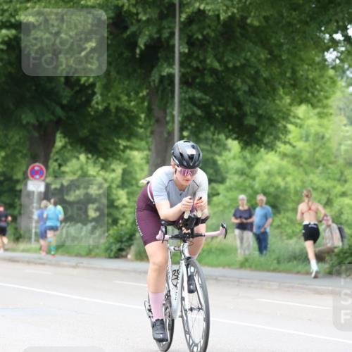 15.06.2025 - 7 Türme Triathlon Yannick Fuchs http://msf.ph/oto/8054032 15.06.2025 13:48:37 Radfahren  meine-sportfotos.de
