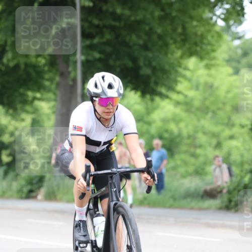 15.06.2025 - 7 Türme Triathlon Yannick Fuchs http://msf.ph/oto/8054037 15.06.2025 13:48:39 Radfahren  meine-sportfotos.de