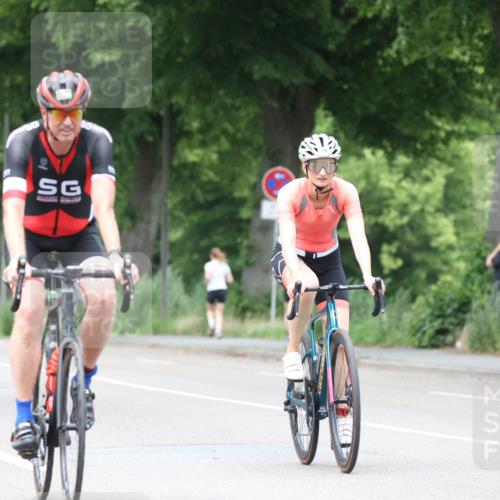 15.06.2025 - 7 Türme Triathlon Yannick Fuchs http://msf.ph/oto/8054067 15.06.2025 13:48:54 Radfahren  meine-sportfotos.de