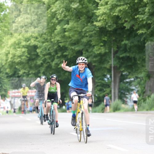 15.06.2025 - 7 Türme Triathlon Yannick Fuchs http://msf.ph/oto/8054080 15.06.2025 13:49:00 Radfahren  meine-sportfotos.de
