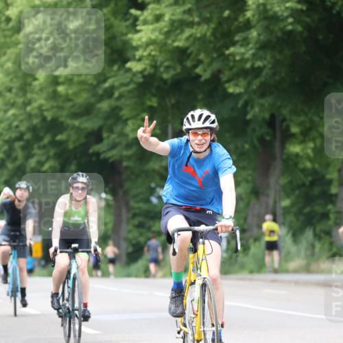 15.06.2025 - 7 Türme Triathlon Yannick Fuchs http://msf.ph/oto/8054084 15.06.2025 13:49:01 Radfahren  meine-sportfotos.de