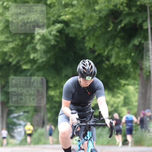 15.06.2025 - 7 Türme Triathlon Yannick Fuchs http://msf.ph/oto/8054093 15.06.2025 13:49:03 Radfahren 216, 276 meine-sportfotos.de