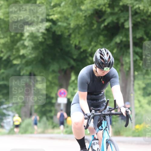 15.06.2025 - 7 Türme Triathlon Yannick Fuchs http://msf.ph/oto/8054094 15.06.2025 13:49:04 Radfahren 276 meine-sportfotos.de