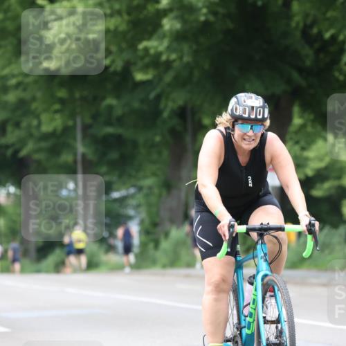 15.06.2025 - 7 Türme Triathlon Yannick Fuchs http://msf.ph/oto/8054112 15.06.2025 13:49:11 Radfahren 2, 030 meine-sportfotos.de