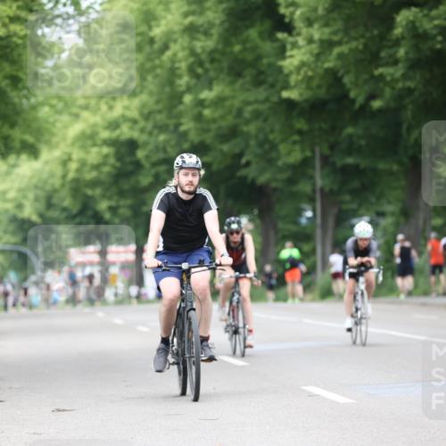 15.06.2025 - 7 Türme Triathlon Yannick Fuchs http://msf.ph/oto/8054126 15.06.2025 13:49:27 Radfahren  meine-sportfotos.de