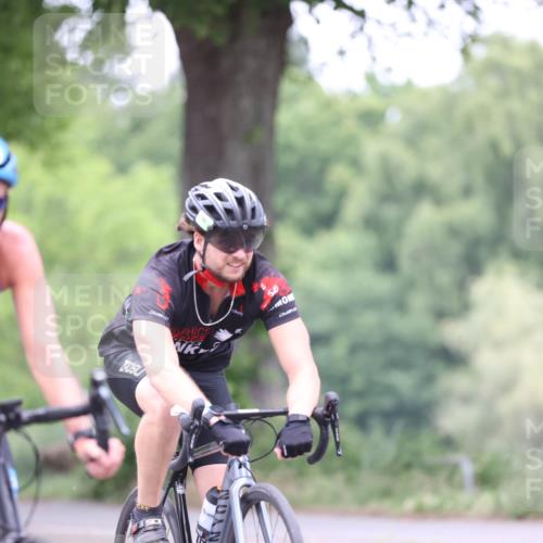 15.06.2025 - 7 Türme Triathlon Yannick Fuchs http://msf.ph/oto/8054135 15.06.2025 13:49:36 Radfahren 051 meine-sportfotos.de