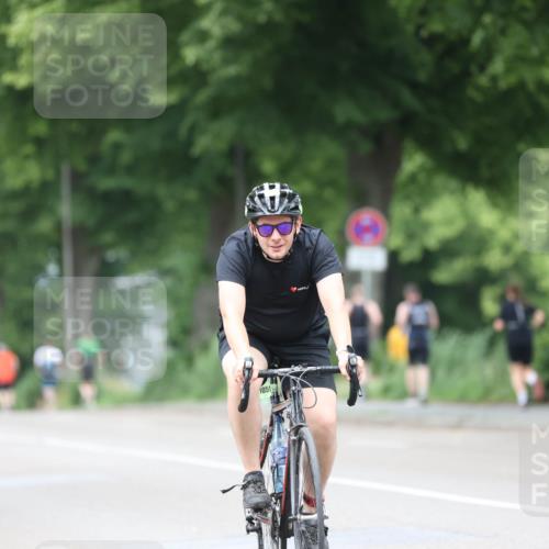 15.06.2025 - 7 Türme Triathlon Yannick Fuchs http://msf.ph/oto/8054149 15.06.2025 13:49:41 Radfahren 1051 meine-sportfotos.de