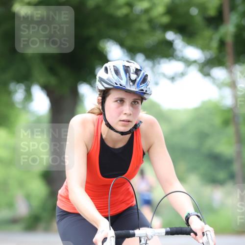 15.06.2025 - 7 Türme Triathlon Yannick Fuchs http://msf.ph/oto/8054158 15.06.2025 13:49:44 Radfahren  meine-sportfotos.de