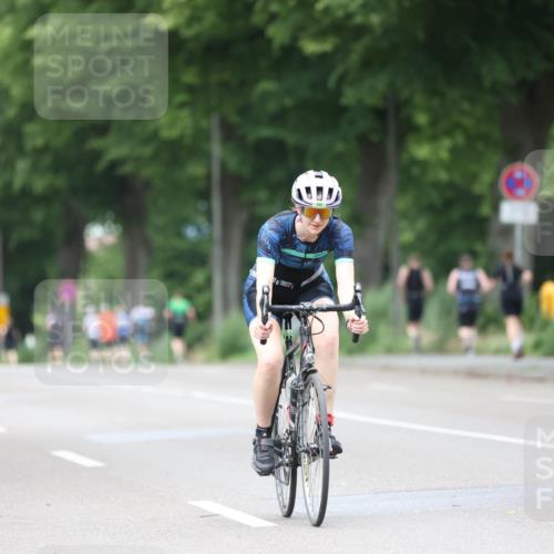 15.06.2025 - 7 Türme Triathlon Yannick Fuchs http://msf.ph/oto/8054160 15.06.2025 13:49:45 Radfahren  meine-sportfotos.de