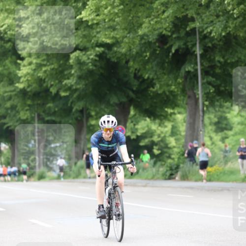 15.06.2025 - 7 Türme Triathlon Yannick Fuchs http://msf.ph/oto/8054163 15.06.2025 13:49:45 Radfahren  meine-sportfotos.de