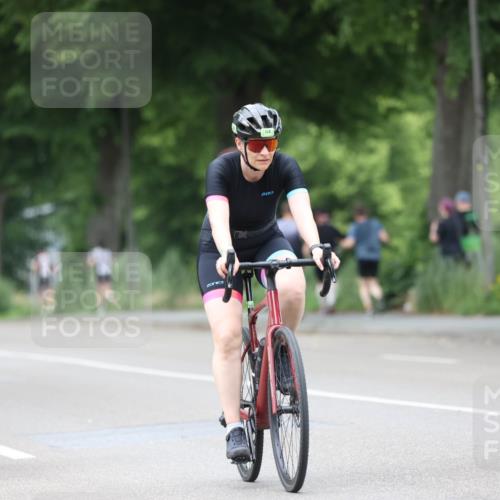 15.06.2025 - 7 Türme Triathlon Yannick Fuchs http://msf.ph/oto/8054188 15.06.2025 13:50:11 Radfahren 21, 264 meine-sportfotos.de