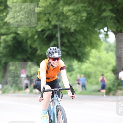 15.06.2025 - 7 Türme Triathlon Yannick Fuchs http://msf.ph/oto/8054191 15.06.2025 13:50:12 Radfahren  meine-sportfotos.de