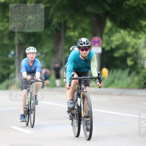 15.06.2025 - 7 Türme Triathlon Yannick Fuchs http://msf.ph/oto/8054210 15.06.2025 13:50:26 Radfahren  meine-sportfotos.de