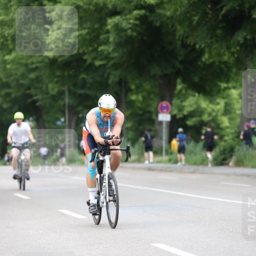 15.06.2025 - 7 Türme Triathlon Yannick Fuchs http://msf.ph/oto/8054241 15.06.2025 13:50:41 Radfahren  meine-sportfotos.de