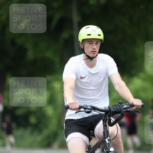 15.06.2025 - 7 Türme Triathlon Yannick Fuchs http://msf.ph/oto/8054248 15.06.2025 13:50:44 Radfahren 1096 meine-sportfotos.de