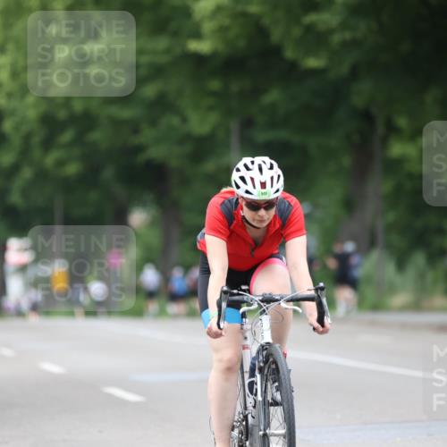 15.06.2025 - 7 Türme Triathlon Yannick Fuchs http://msf.ph/oto/8054267 15.06.2025 13:50:50 Radfahren 911 meine-sportfotos.de