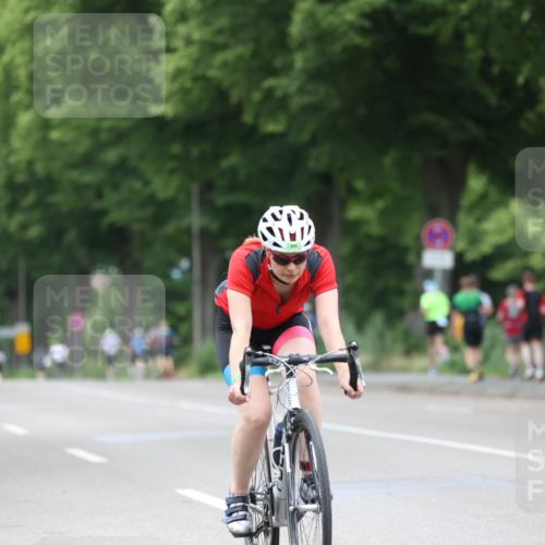 15.06.2025 - 7 Türme Triathlon Yannick Fuchs http://msf.ph/oto/8054268 15.06.2025 13:50:50 Radfahren 911 meine-sportfotos.de