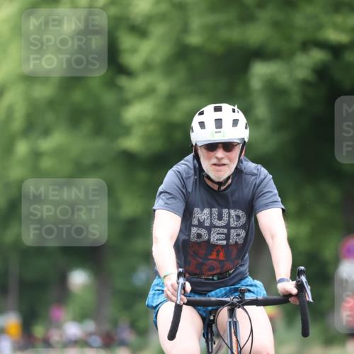 15.06.2025 - 7 Türme Triathlon Yannick Fuchs http://msf.ph/oto/8054314 15.06.2025 13:51:42 Radfahren 1008 meine-sportfotos.de