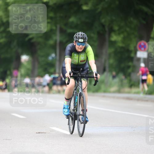 15.06.2025 - 7 Türme Triathlon Yannick Fuchs http://msf.ph/oto/8054343 15.06.2025 13:52:06 Radfahren 418 meine-sportfotos.de